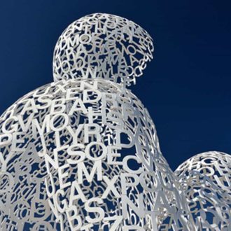 antibes-jaume-plensa Antibes, une des plus belles villes de la Riviera