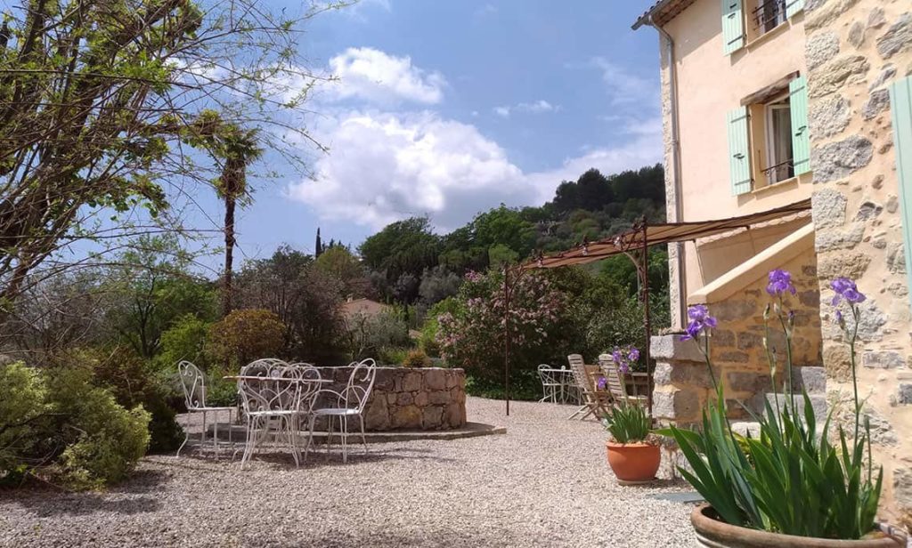 Petit déjeuner à l'Escale Provençale