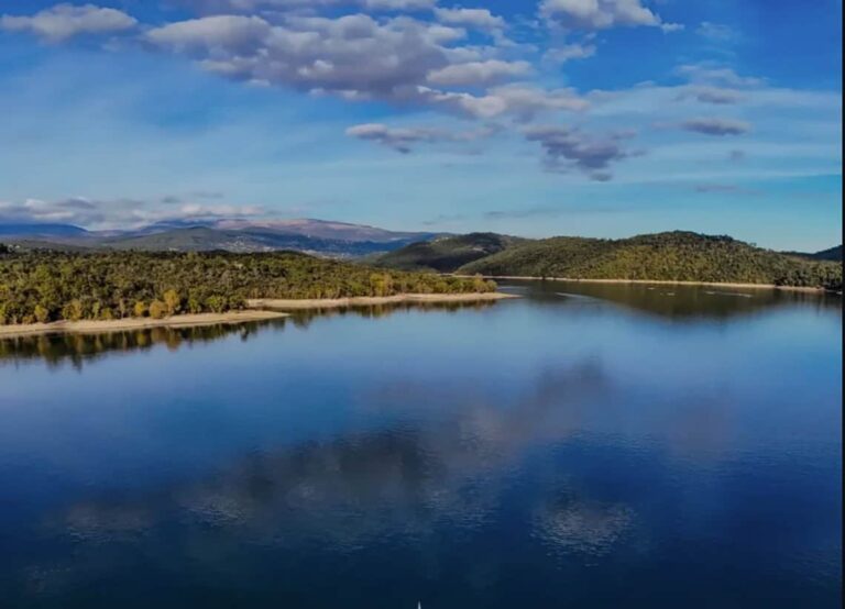 Lac de saint Cassien - Pays de Fayence